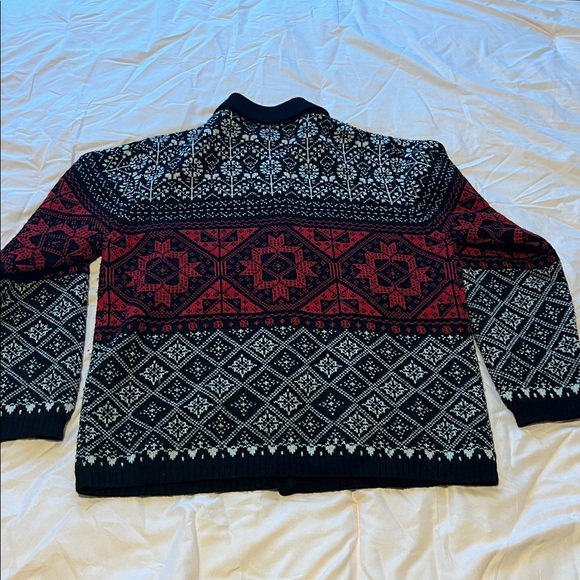 Pendleton Black and Red Patterned Cardigan - Picture 3 of 3